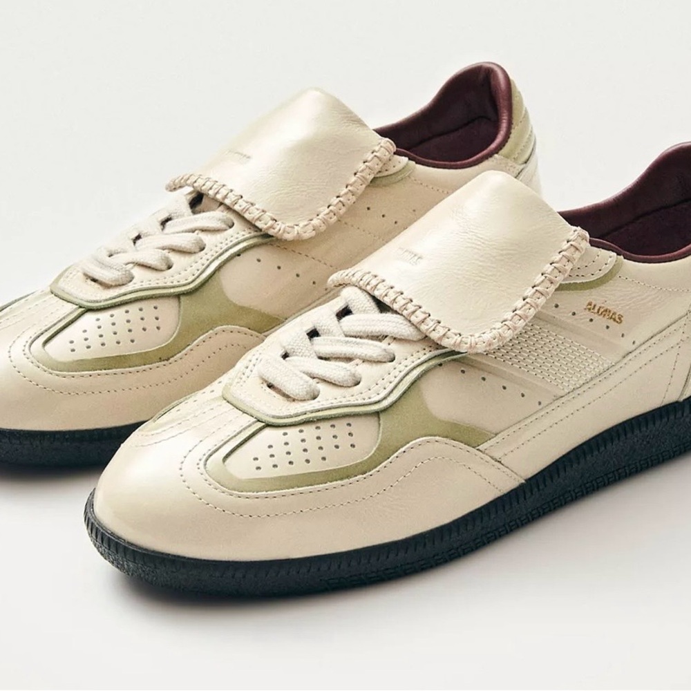 Alohas Tb.490 Sneakers in Club Onix Cream